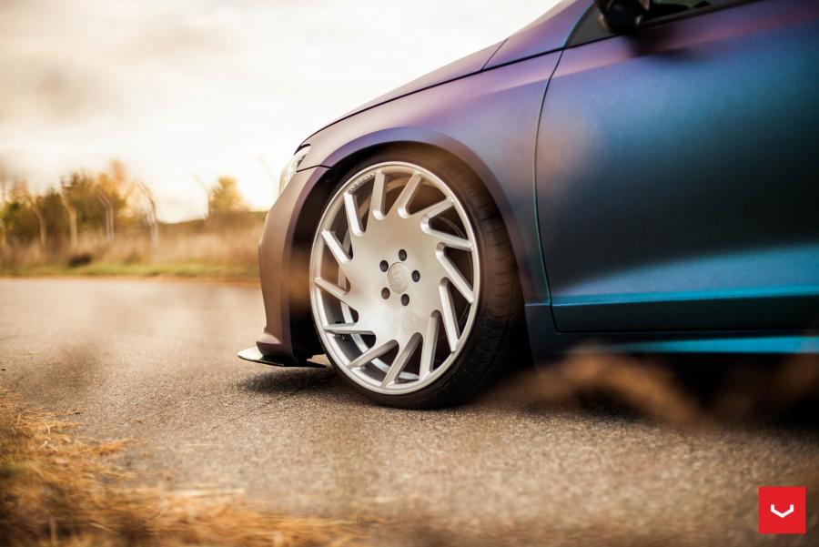 Детали экстерьера Volkswagen Scirocco R  on Vossen Wheels (VLE1) 2016 года  (фото 17 из 19)